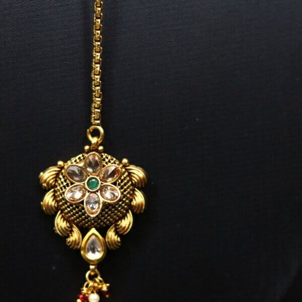Regal Blossom Jewellery Set - Image 2