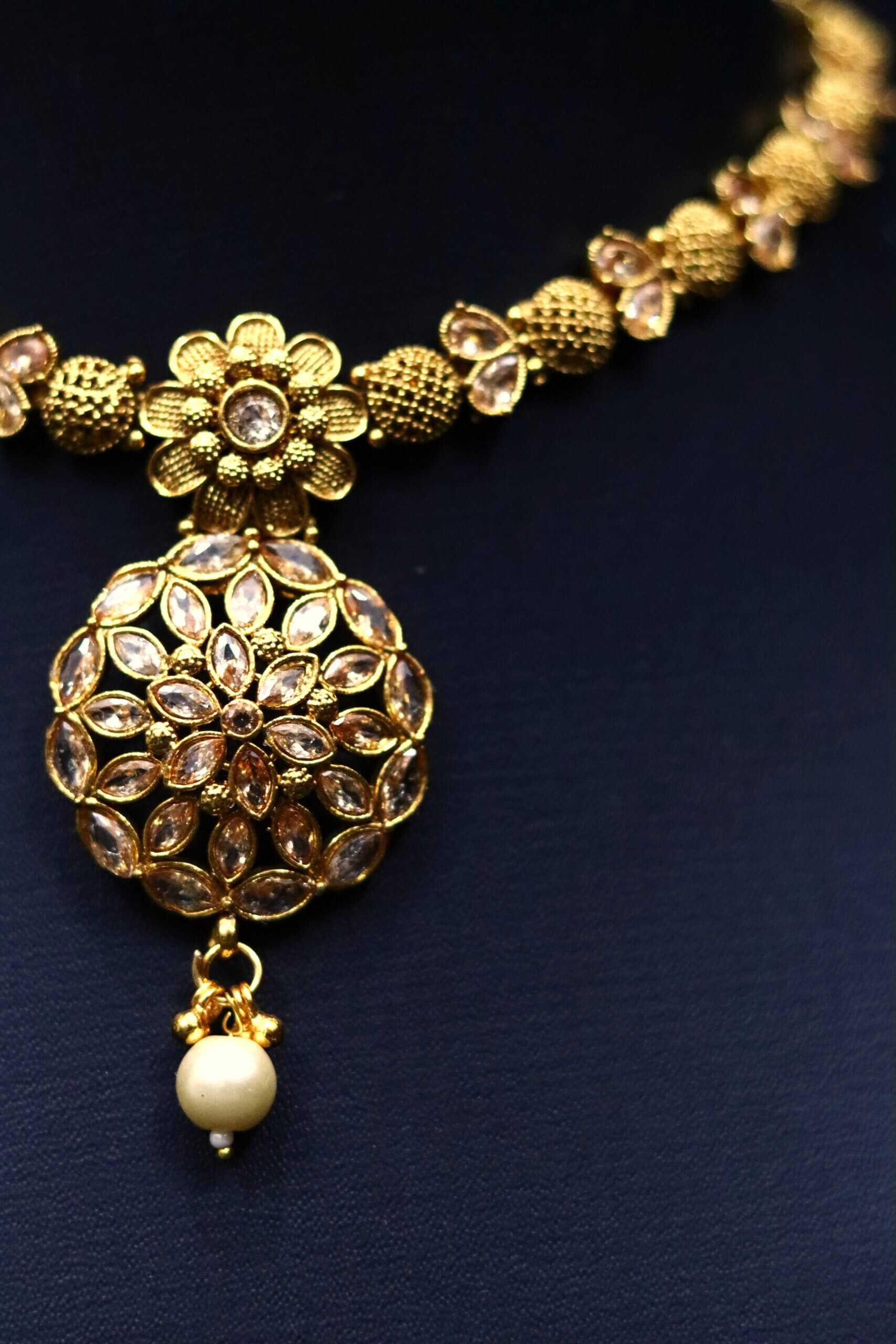Amara Phool Necklace Set