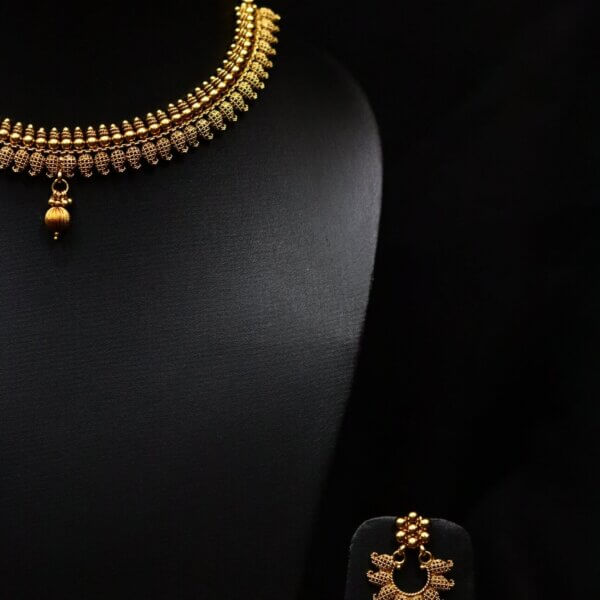 Amvika Close-Neck Necklace - Image 3