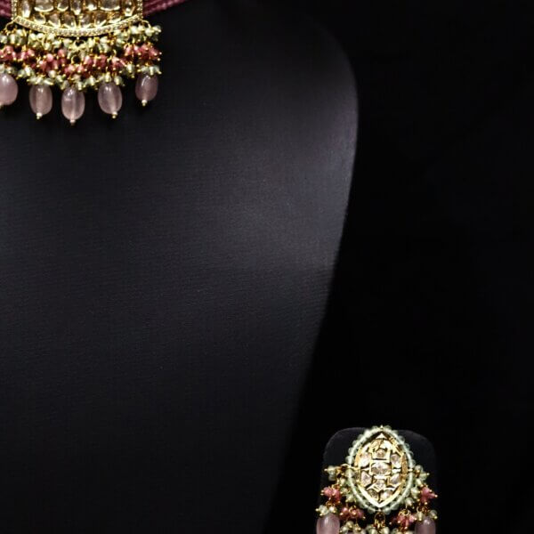 Gulbadan Choker - Image 5
