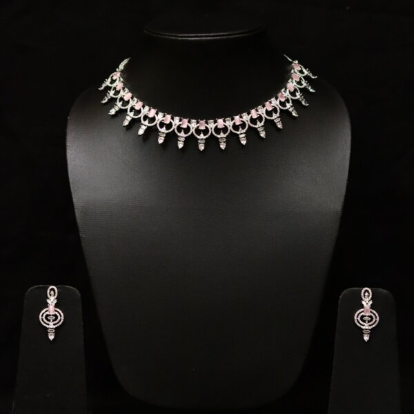 Ravya Gulnaar Set - Image 3