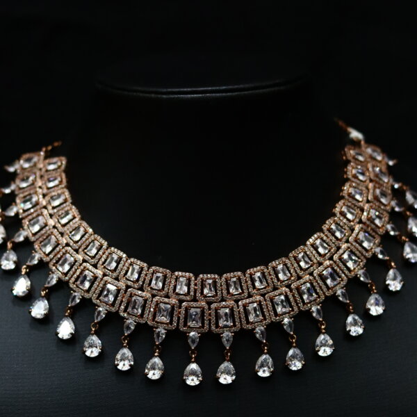 Rasira Crystal Necklace - Image 4